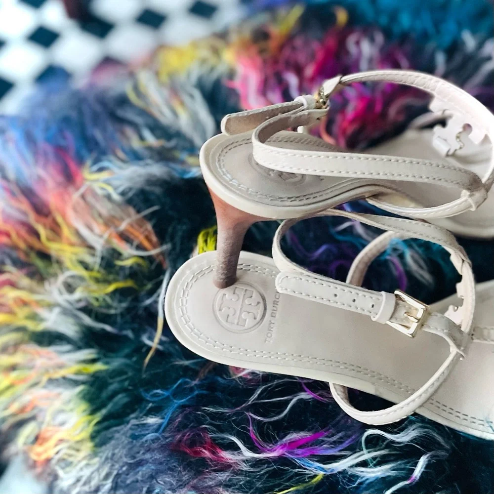 TORY BURCH | 9.5 | Cream 2.75β Tan Kitten Leather Kitten Sling Back Heels Pumps - Picture 4 of 9